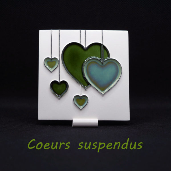 coeurs suspendus verts